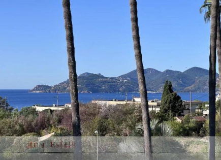 Квартира за 895 000 евро в Каннах, Франция