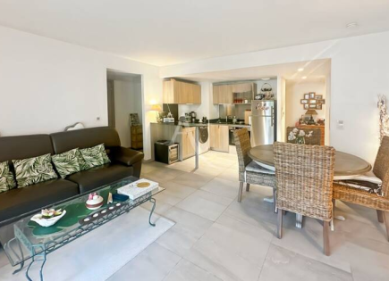 Квартира за 608 000 евро в Каннах, Франция