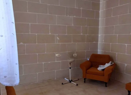 Квартира за 240 000 евро в Сан-Лоренце, Мальта