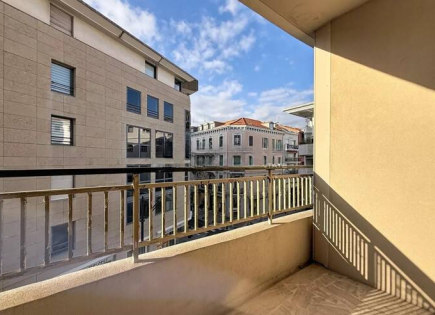 Квартира за 318 000 евро в Каннах, Франция