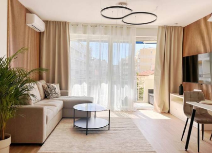 Квартира за 384 000 евро в Каннах, Франция