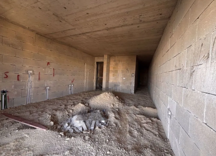 Квартира за 295 000 евро в Хамруне, Мальта