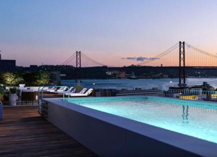 Квартира за 910 000 евро в Лиссабоне, Португалия