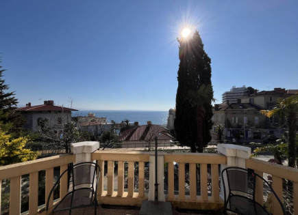 Квартира за 300 000 евро в Опатии, Хорватия