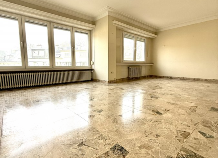 Квартира за 610 000 евро в Люксембурге, Люксембург