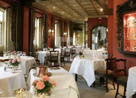 Кафе, ресторан за 3 072 000 евро в Мадриде, Испания