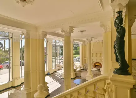 Апартаменты за 895 000 евро в Каннах, Франция