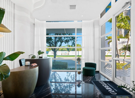 Коммерческая недвижимость за 1 524 520 евро в Майами, США