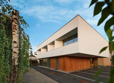 Вилла за 1 995 000 евро в Кране, Словения