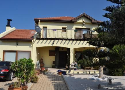 Вилла за 644 329 евро в Алсанджаке, Кипр