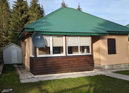 Дом за 180 000 евро в Жабляке, Черногория