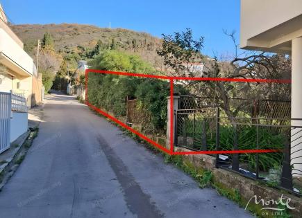 Земля за 360 000 евро в Тивате, Черногория