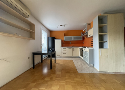 Квартира за 297 000 евро в Любляне, Словения