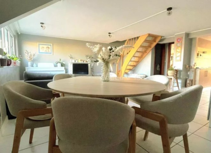 Квартира за 625 000 евро в Люксембурге, Люксембург