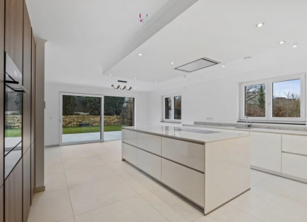 Квартира за 1 900 000 евро в Люксембурге, Люксембург