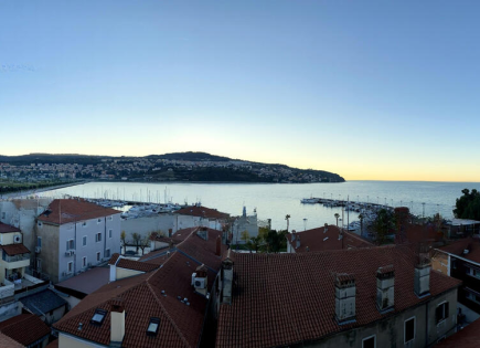 Квартира за 370 000 евро в Копере, Словения