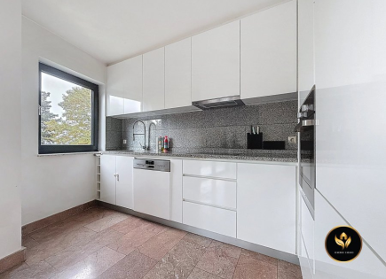 Квартира за 565 000 евро в Люксембурге, Люксембург