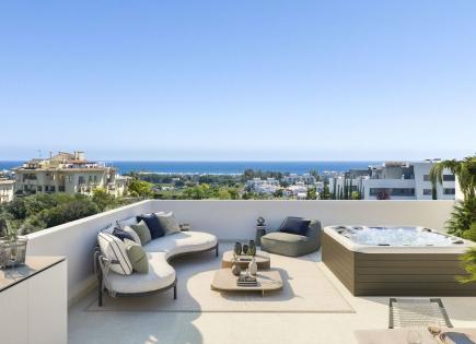 Апартаменты за 793 000 евро в Эстепоне, Испания