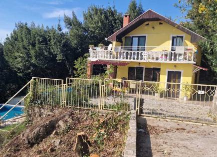 Дом за 155 000 евро в Херцег-Нови, Черногория