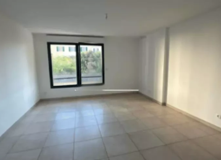 Квартира за 242 000 евро в Каннах, Франция