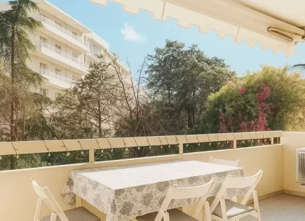Квартира за 312 700 евро в Каннах, Франция