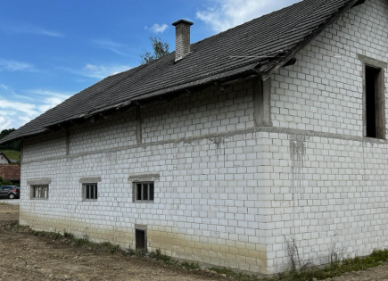 Дом за 69 000 евро в Брежице, Словения