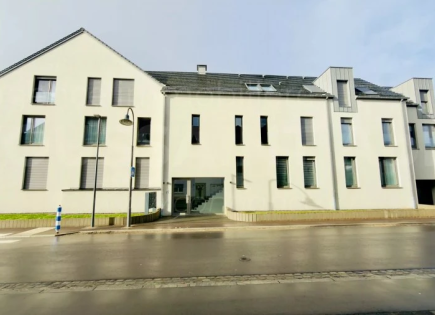 Квартира за 895 000 евро в Люксембурге, Люксембург