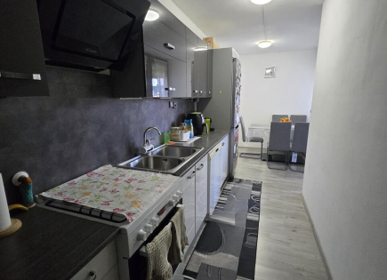 Квартира за 340 000 евро в Изоле, Словения