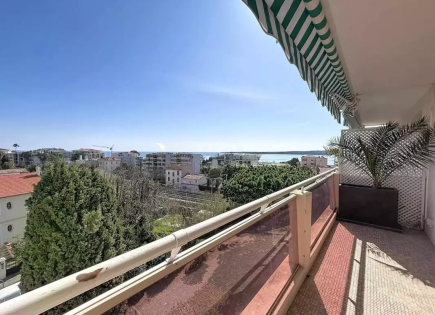 Квартира за 295 000 евро в Каннах, Франция
