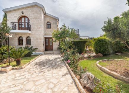 Дом за 2 850 евро за месяц в Аргаке, Кипр