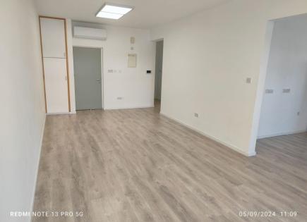Офис за 2 350 евро за месяц на Кипре
