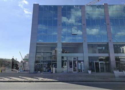 Магазин за 4 500 евро за месяц в Меса-Йитонии, Кипр