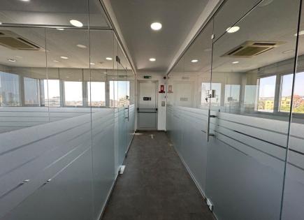 Офис за 14 000 евро за месяц в Меса-Йитонии, Кипр