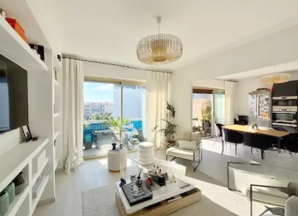 Квартира за 364 000 евро в Каннах, Франция