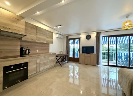 Квартира за 348 000 евро в Каннах, Франция