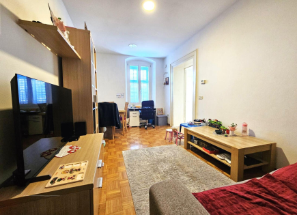 Квартира за 250 000 евро в Копере, Словения