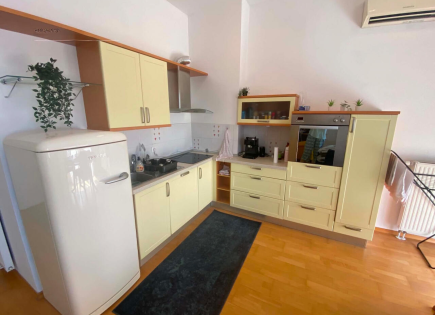 Квартира за 335 000 евро в Любляне, Словения