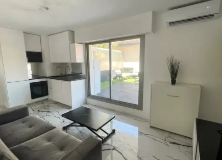 Квартира за 319 000 евро в Каннах, Франция