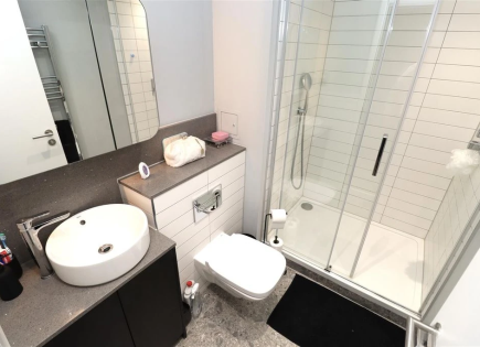 Квартира за 327 750 евро в Лондоне, Великобритания