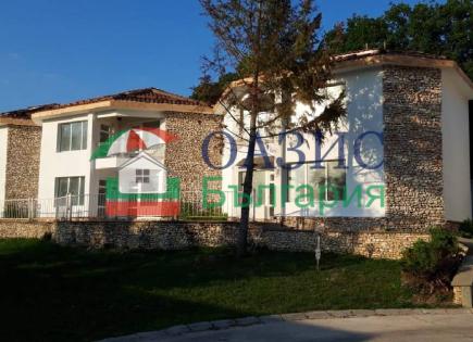 Отель, гостиница за 2 300 000 евро в Оброчиште, Болгария