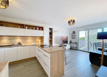 Квартира за 339 000 евро в Каннах, Франция