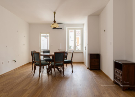 Квартира за 472 900 евро в Копере, Словения