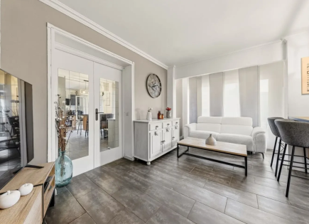 Квартира за 263 000 евро в Каннах, Франция
