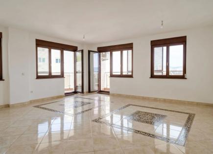 Квартира за 294 500 евро в Бечичи, Черногория