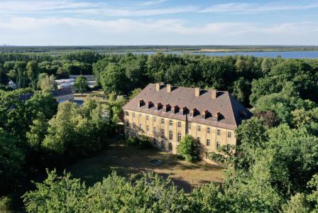 Коммерческая недвижимость за 171 300 евро в Дрездене, Германия
