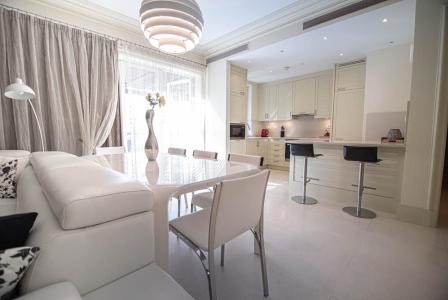 Квартира за 5 500 евро за месяц в Тивате, Черногория