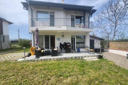 Дом за 145 000 евро в Александрово, Болгария