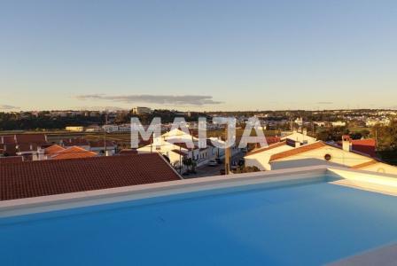 Дом за 820 000 евро в Сетубале, Португалия