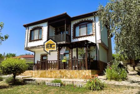 Дом за 340 000 евро в Бяле, Болгария