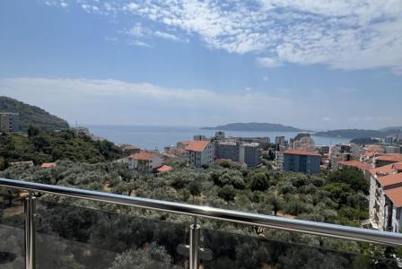 Квартира за 245 000 евро в Бечичи, Черногория